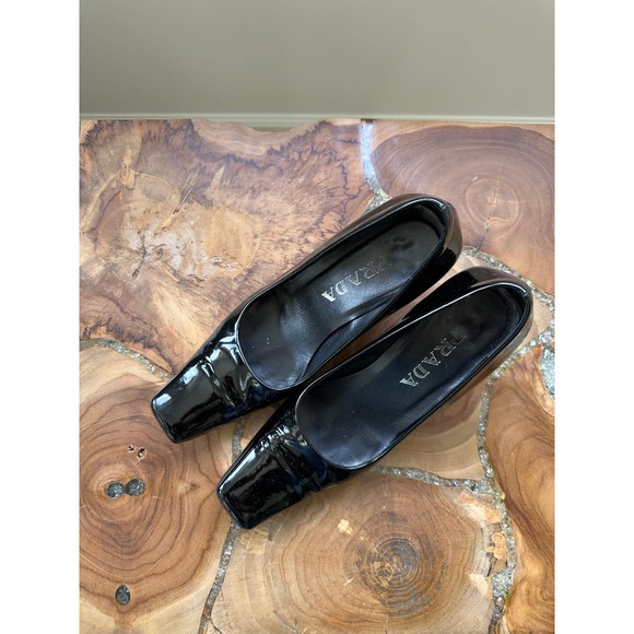 GUC PRADA black leather 90's square toe high heel pumps size 35.5 - Picture 1 of 5